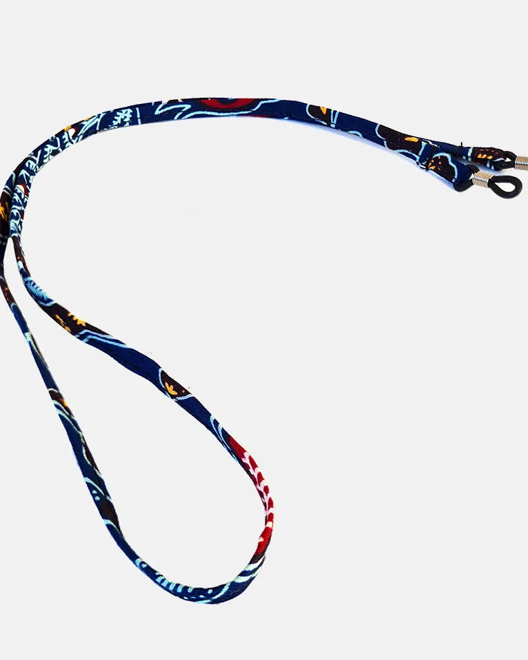 Eyeglass chain for reading and sunglasses